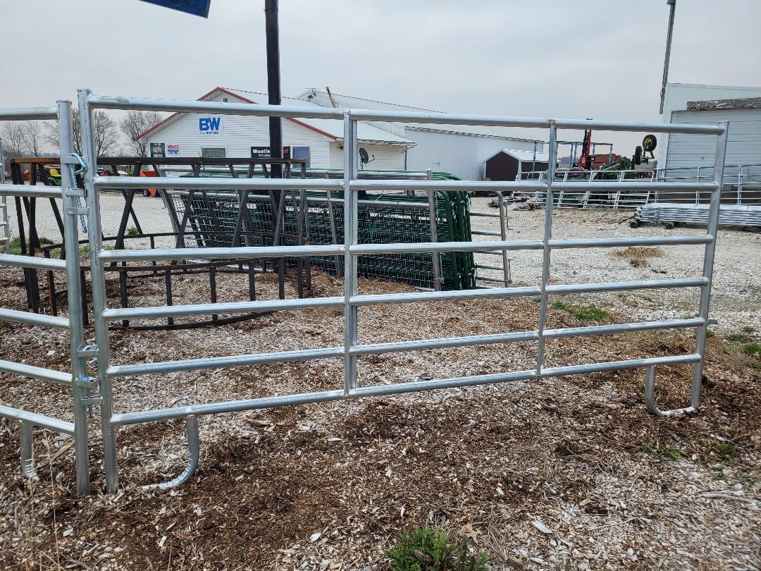 Galvanized 10' corral panel